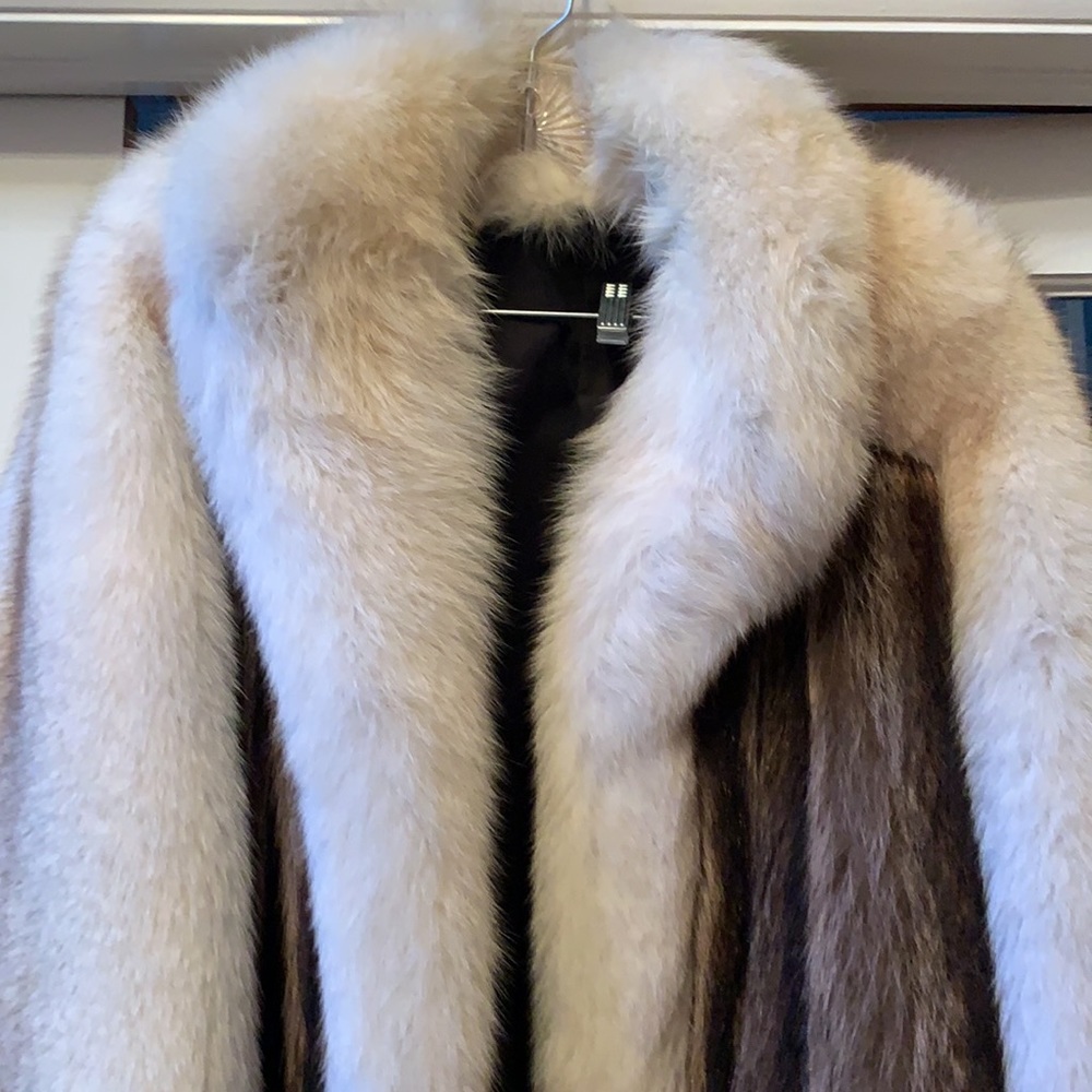 Vintage Full Length Fox Fur Coat - Picture 2 of 14